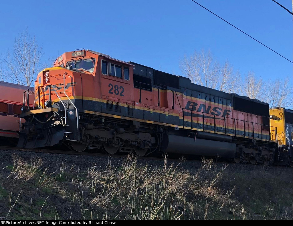 BNSF 282